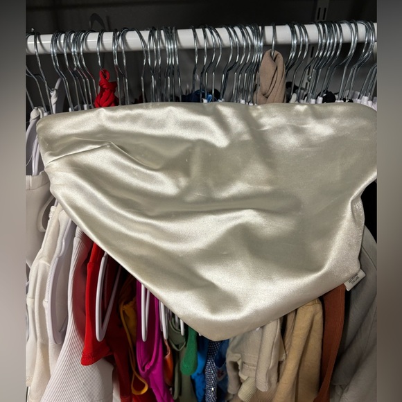 Going out tops, crop tops, tube tops and more. - Picture 11 of 13